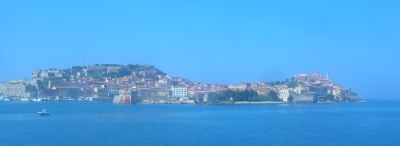 foto zicht op elba vanaf boot 2007 elba