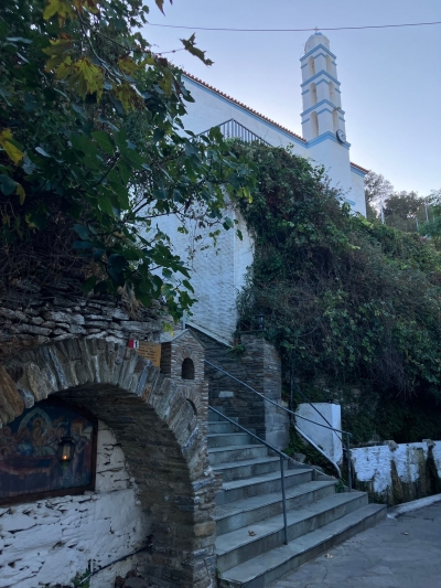 foto witte blauwe kerk menitis andros